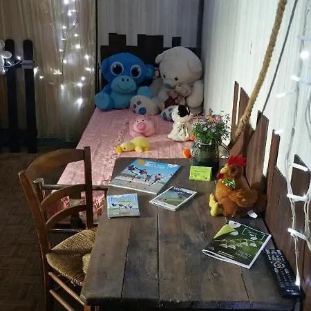 Basse-cour De Montin Au 256 Chemin De La Rocaille A 38510 Vezeronce Curtin Bed & Breakfast *