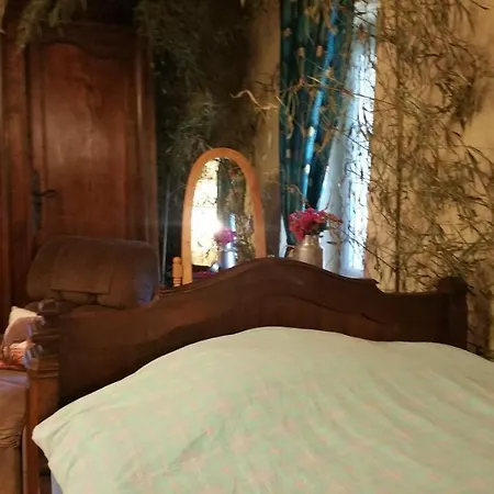 Bed & Breakfast Basse-cour De Montin Au 256 Chemin De La Rocaille A 38510 Vezeronce Curtin